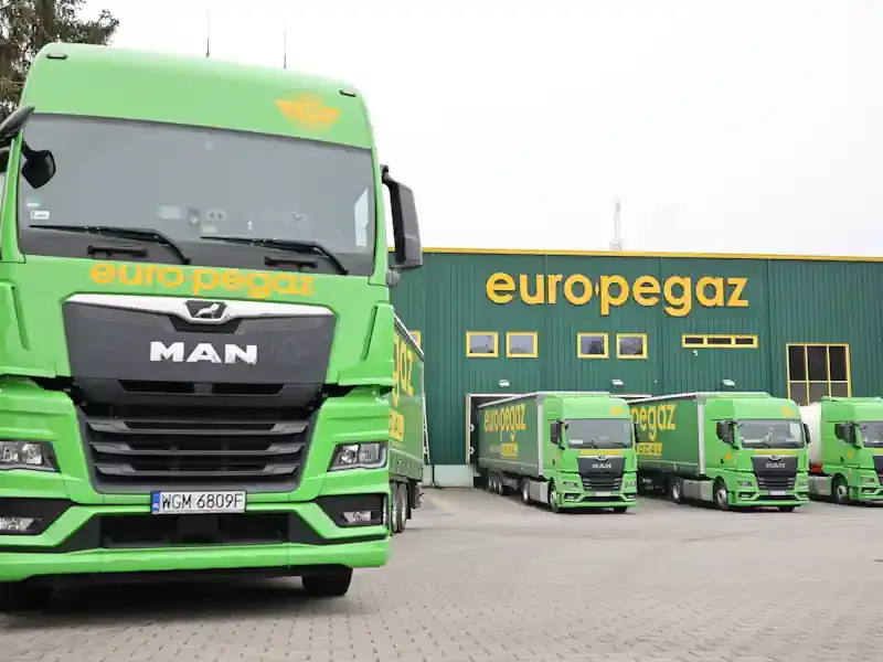Современные грузовики MAN в парке EUROPEGAZ